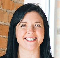 Sophie Hartwell, vedúca zákazníckej podpory, portrét člena tímu